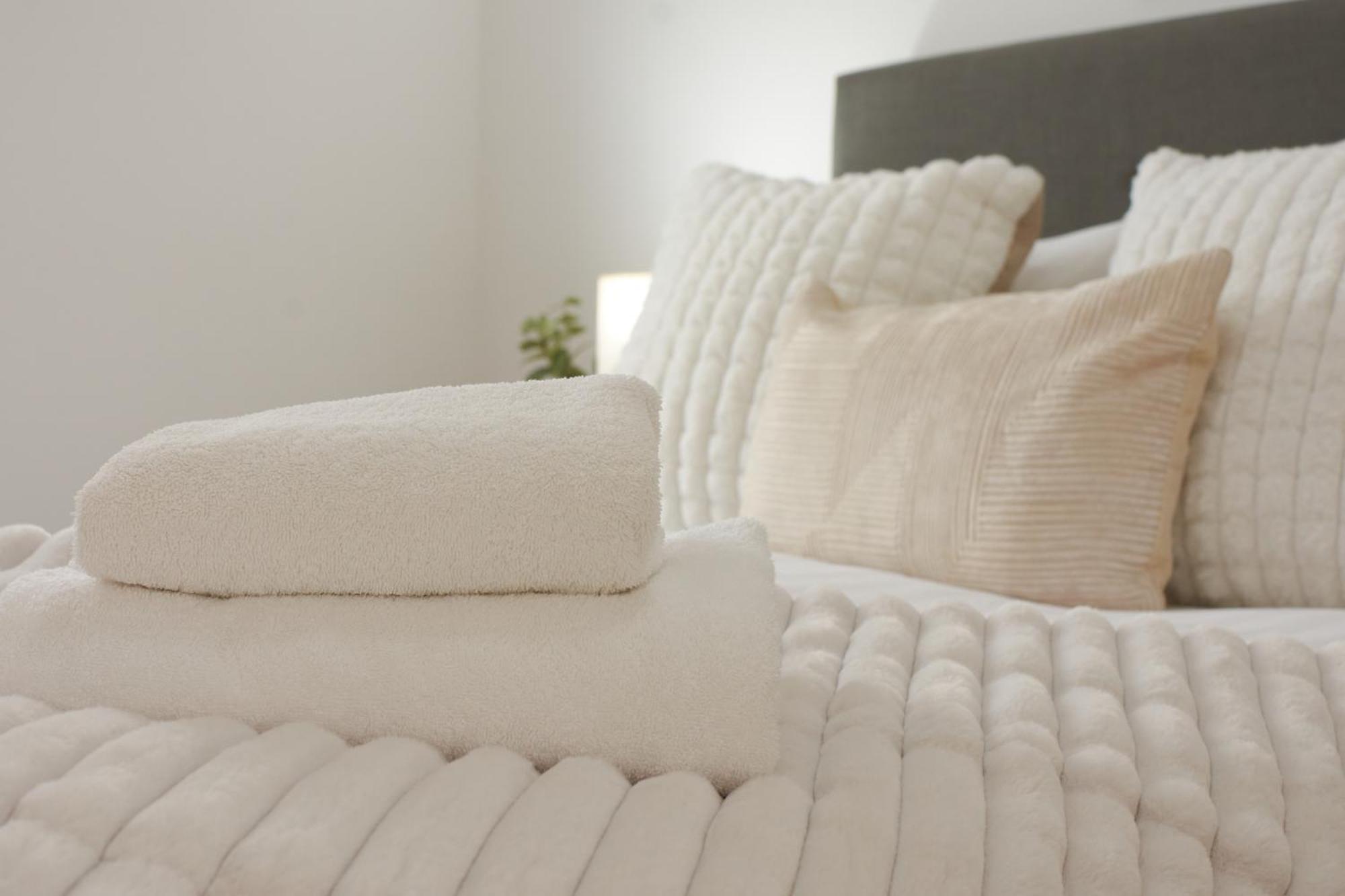Luxury York Minster Penthouse - Free Gym & Parking Apartment Exterior foto